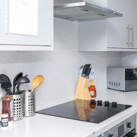Modern Guest House - Central Inverness - Complimentary Snacks - Free Parking Exteriér fotografie
