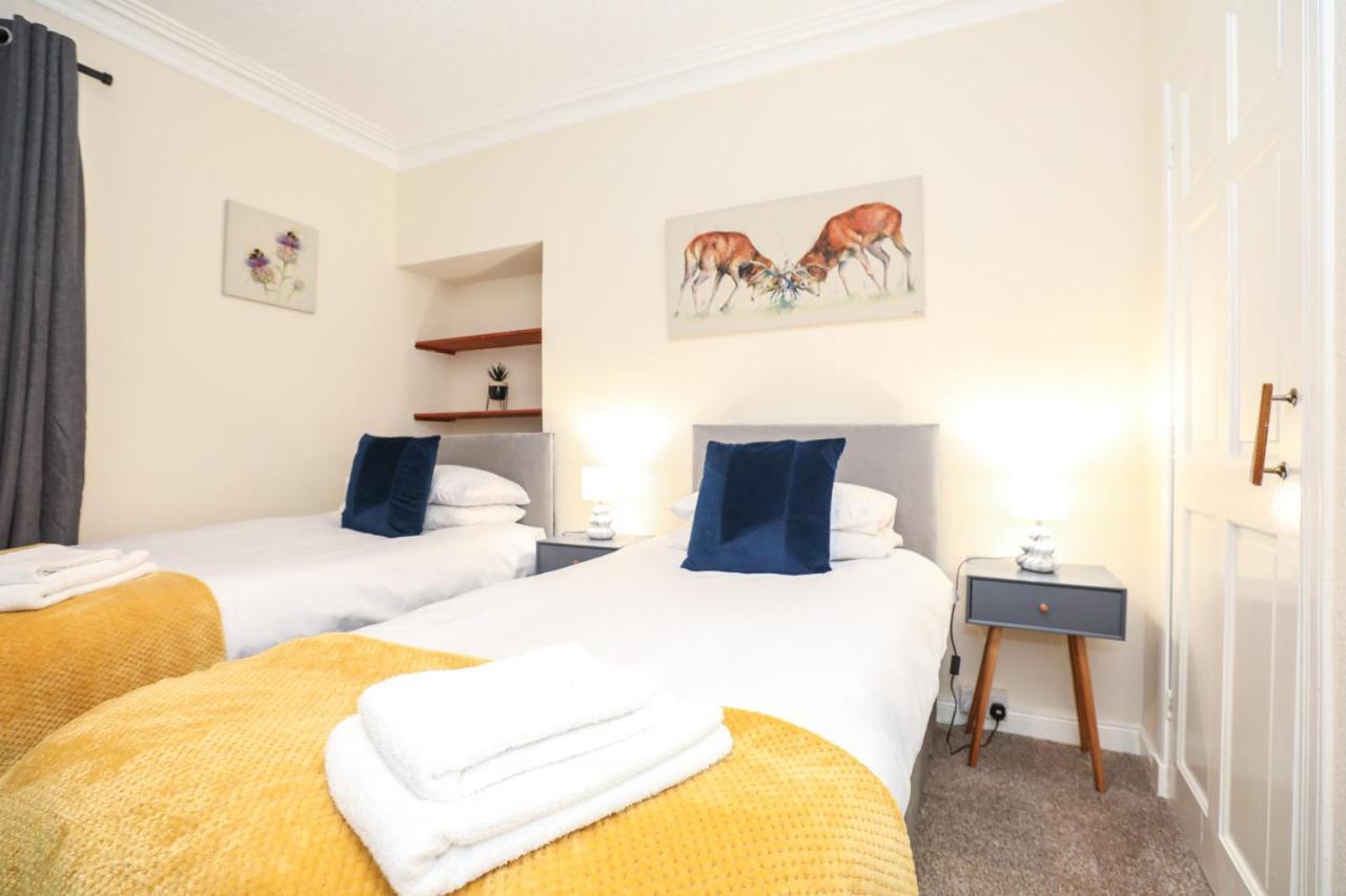 Modern Guest House - Central Inverness - Complimentary Snacks - Free Parking Exteriér fotografie
