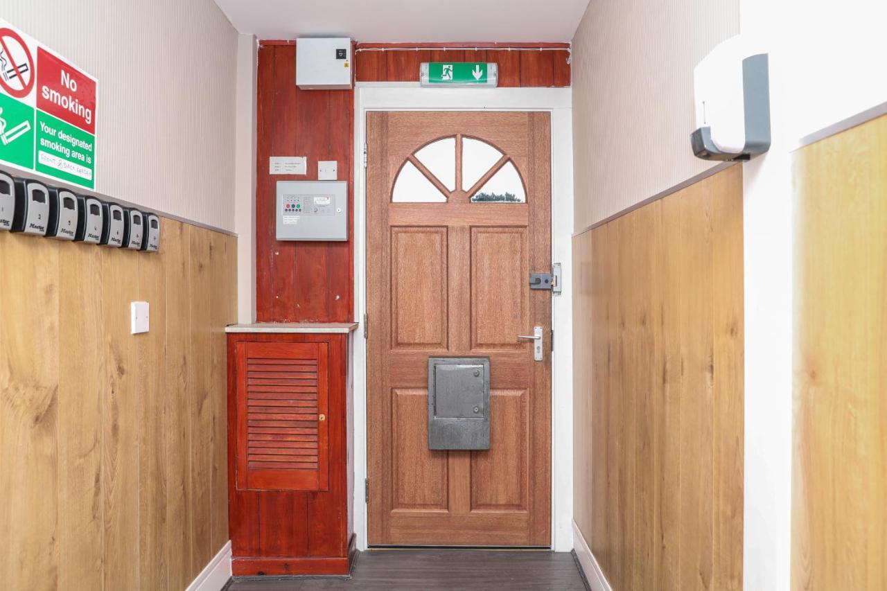 Modern Guest House - Central Inverness - Complimentary Snacks - Free Parking Exteriér fotografie