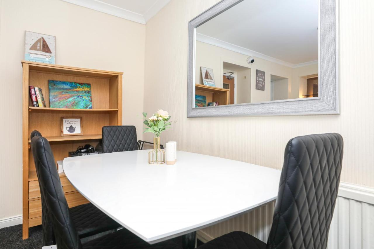Modern Guest House - Central Inverness - Complimentary Snacks - Free Parking Exteriér fotografie