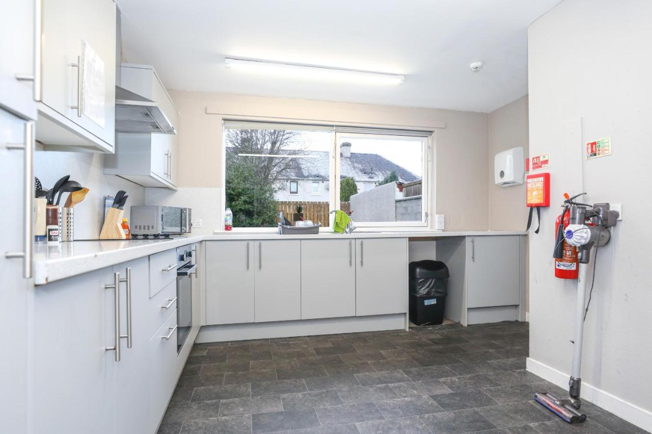 Modern Guest House - Central Inverness - Complimentary Snacks - Free Parking Exteriér fotografie