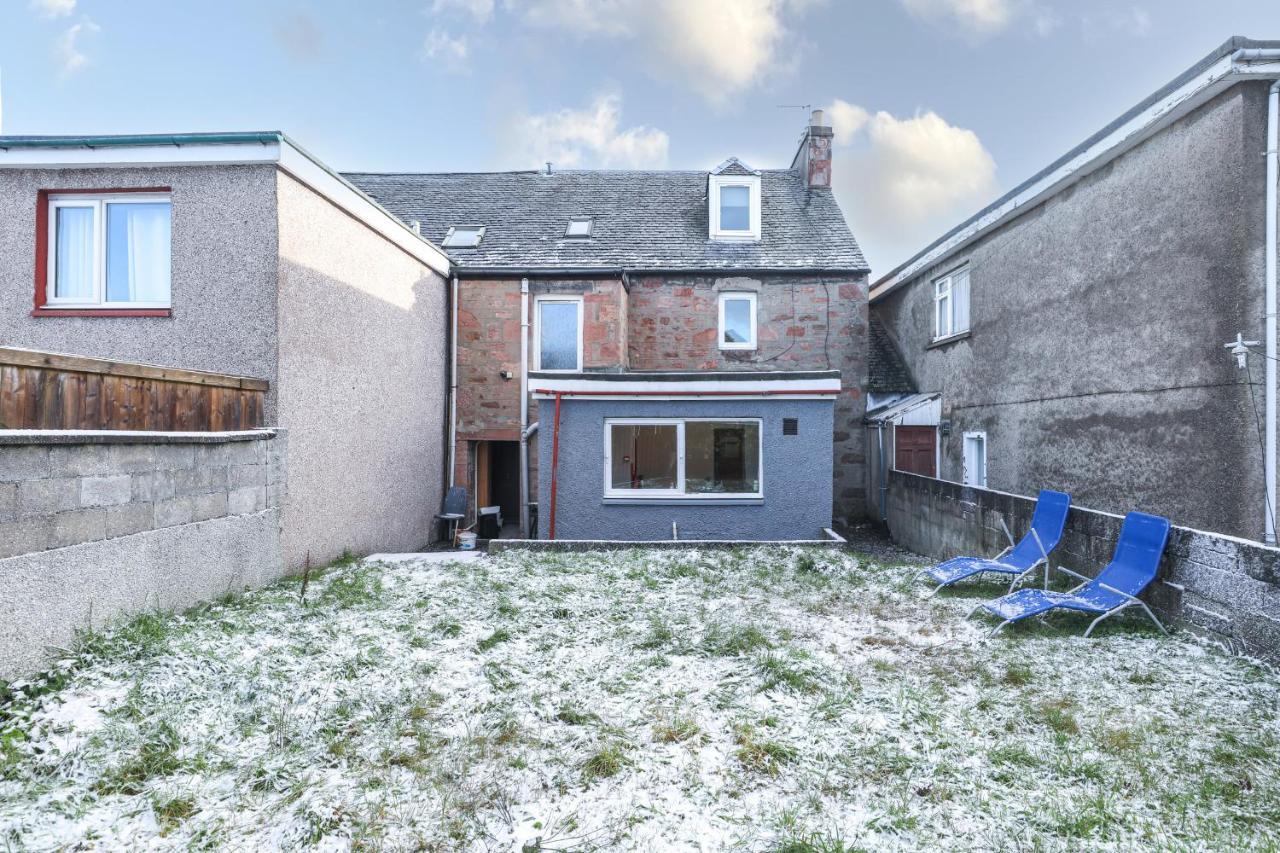 Modern Guest House - Central Inverness - Complimentary Snacks - Free Parking Exteriér fotografie