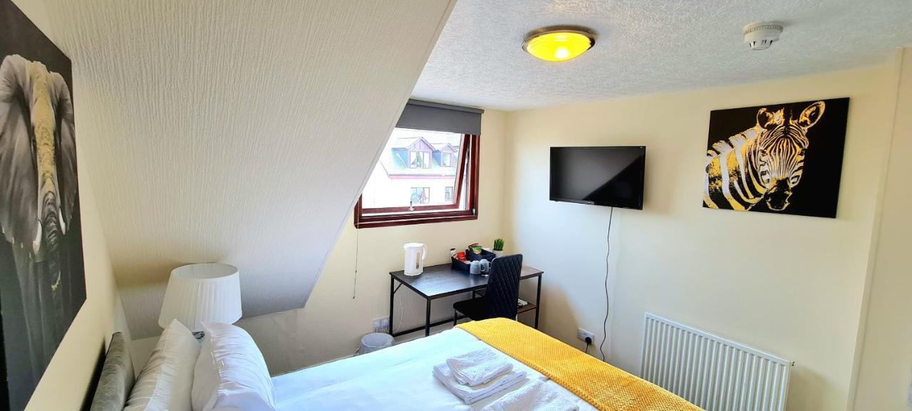 Modern Guest House - Central Inverness - Complimentary Snacks - Free Parking Exteriér fotografie